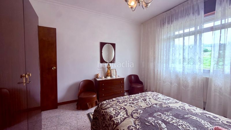 Foto d764ffc5-9fa7-4dbb-8ad8-2ba2203bc0b8. Casa amb aparcament a Baltar
