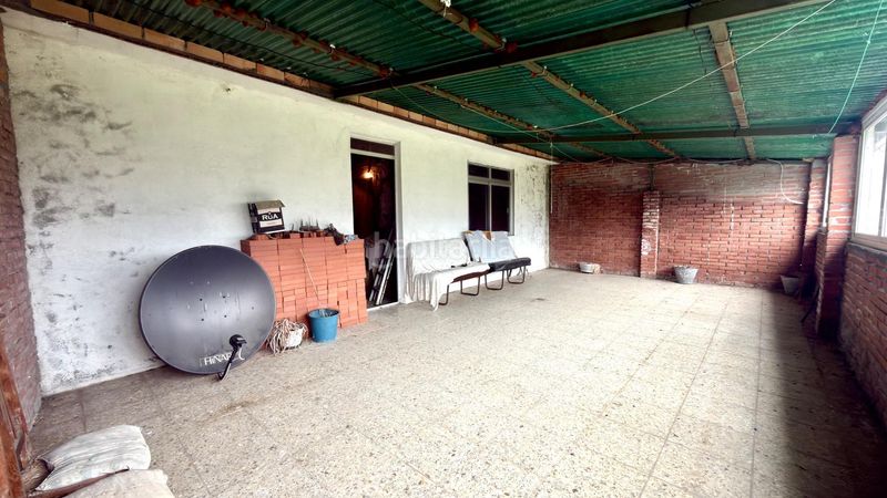 Foto f65423fb-daa3-4906-82a3-41bfe4b15dc9. Casa amb aparcament a Baltar