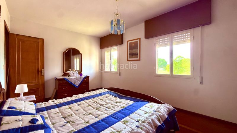 Foto a860b986-b3ef-4a69-9fee-a3d436ffaf19. Casa amb aparcament a Carballedo