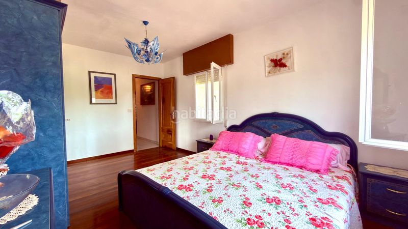 Foto e7589b2b-caa7-4b50-888a-ae0050341901. Casa amb aparcament a Carballedo