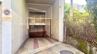 Aparcament cotxe  Calle de la pena nofre. Plaza de garaje en calle peña nofre  oportunidad de inversión!