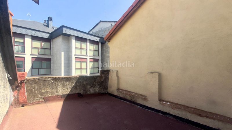 Foto 5be1bb19-1824-482b-94dd-f93f45263bb5. Edifici a A Carballeira Ourense