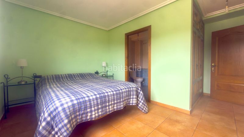 Foto 40351319-56a2-4c95-b880-e9ceafb7dddc. Casa amb calefacció aparcament a Peroxa (A)