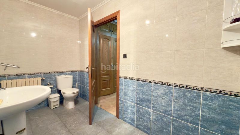 Foto a998afc9-9290-41ce-a7a1-74e15593a051. Casa amb calefacció aparcament a Peroxa (A)