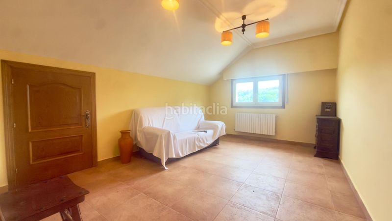 Foto b910a62f-749c-439d-98f3-7fe8eeca5a06. Casa amb calefacció aparcament a Peroxa (A)