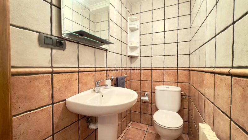 Foto dbee975a-f709-4ace-b2e2-a170c77592b3. Casa amb calefacció aparcament a Peroxa (A)