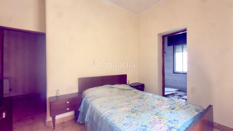 Foto 896245b8-5af5-4388-81c6-56376b35f0b1. Edifici a Carballiño (O)