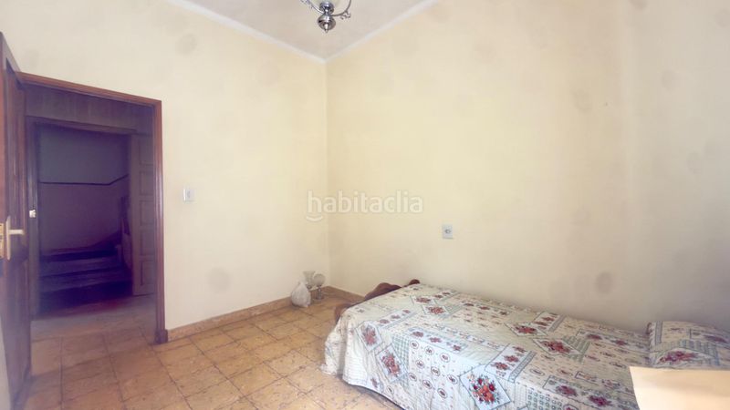 Foto c1921e4b-fd30-4b73-adf8-f4a8110fe14f. Edifici a Carballiño (O)