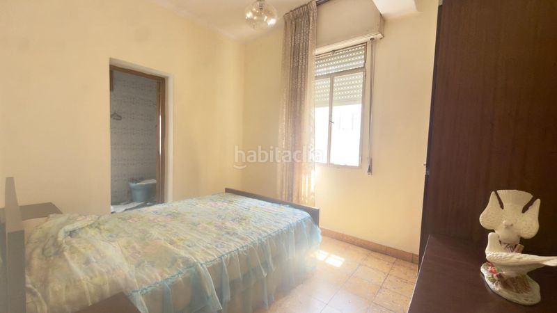 Foto db29c050-6cb3-441a-8d22-4bb56c8d8166. Edifici a Carballiño (O)