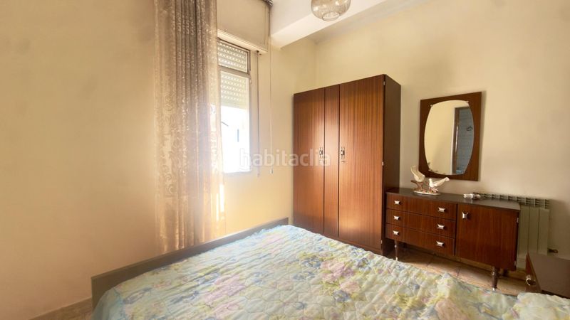 Foto eaad21c5-19bd-4b34-976d-2dd2db4d477a. Edifici a Carballiño (O)