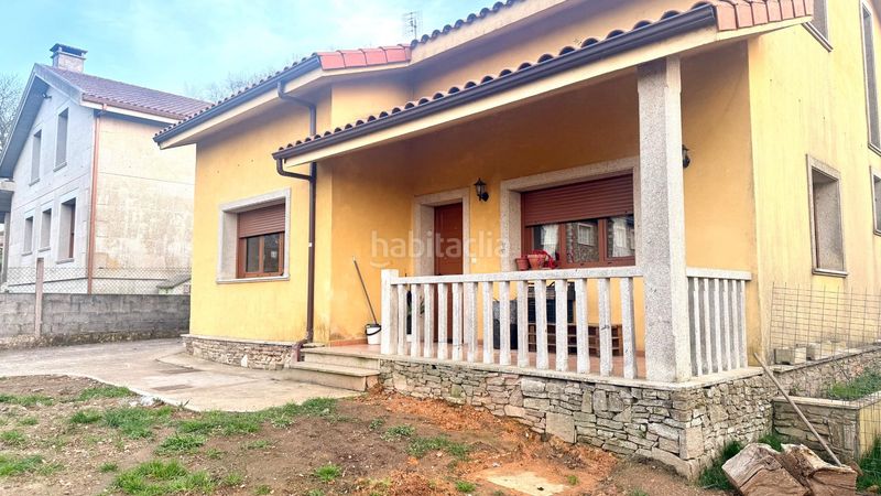 Foto 7baf4d9d-ebab-4003-86f1-f6dcc76b866e. Casa amb calefacció aparcament a Lalín