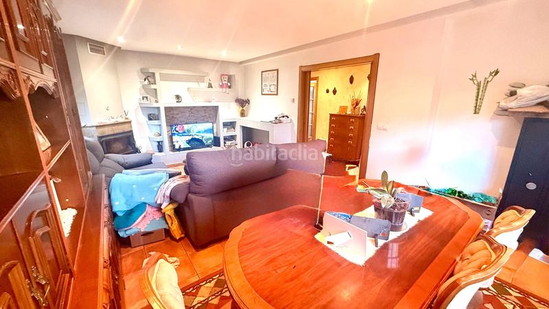 Foto a12f4090-1324-4637-ba58-558e32861c1e. Casa amb calefacció aparcament a Lalín