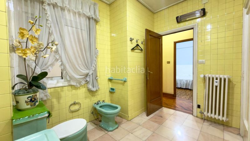 Foto ffcdcd0a-77b7-408e-9c23-71df01c447be. Pis amb calefacció aparcament a Centro Ourense