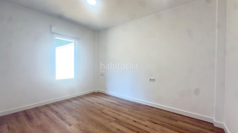 Foto f213ad43-b46c-4264-b375-e0d046237b9c. Planta baixa amb calefacció a A Carballeira Ourense