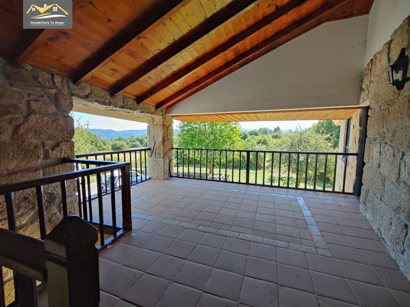 Foto 47a8ddef-da38-48b4-ad5d-18279d757604. Casa amb calefacció aparcament a Coles