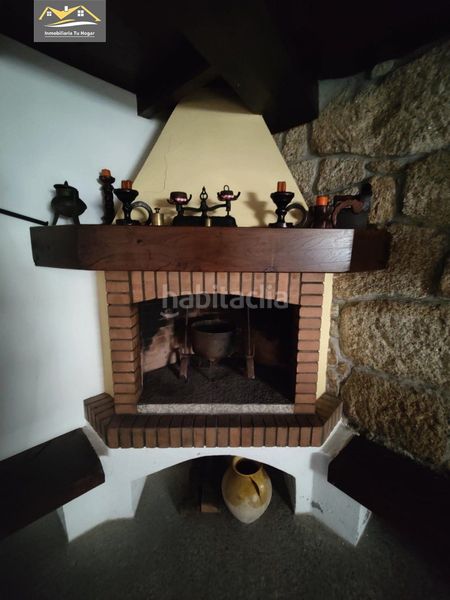 Foto a07fb9f8-9892-40eb-a5b5-69a1e3cc7681. Casa amb calefacció aparcament a Coles