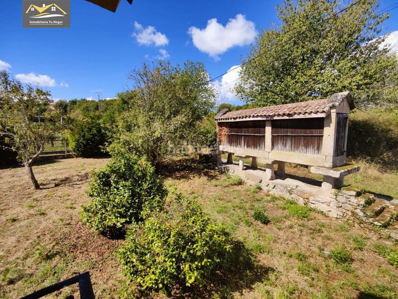 Foto e3ad5245-1dc9-4ed1-b25e-1b3871490493. Casa amb calefacció aparcament a Coles