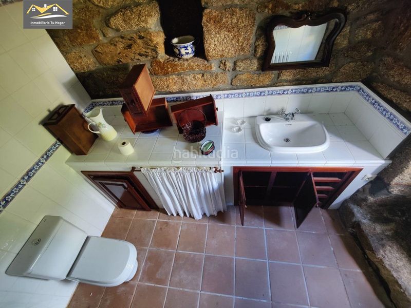 Foto eb1ac401-f66d-49dc-9730-5dbc681f9c86. Casa amb calefacció aparcament a Coles