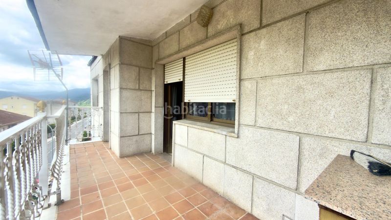 Foto f5381c86-d83c-49c9-8934-99ecfb0df1a4. Pis amb calefacció aparcament a Ribadavia