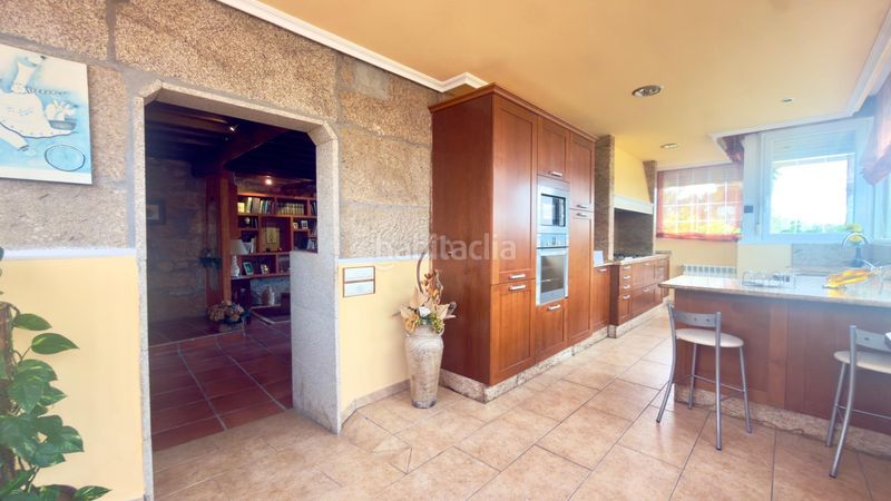 Foto 6a9bd59d-1db8-4576-a05a-46031a084cda. Casa amb calefacció aparcament a Amoeiro
