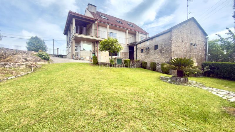 Foto a26dcef5-c687-467d-a3dd-828336635e16. Casa amb calefacció aparcament a Amoeiro