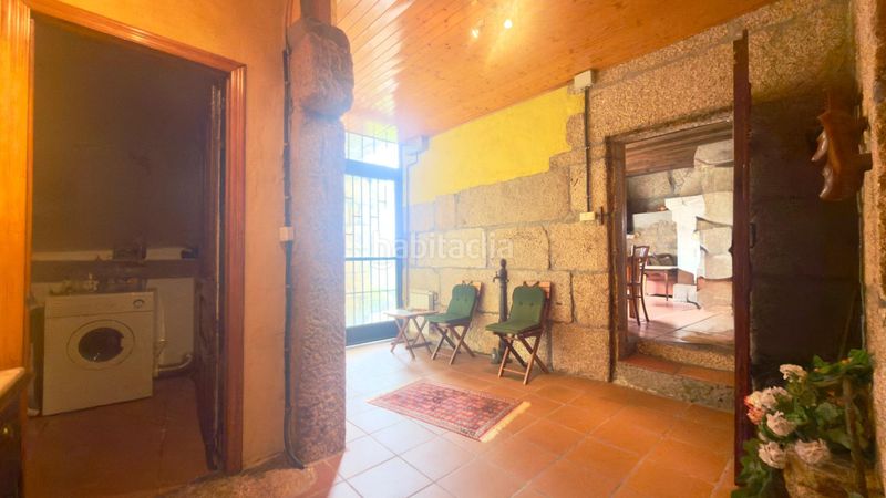 Foto f4e643c6-adcd-47fa-bdd9-54989a65c7b6. Casa amb calefacció aparcament a Amoeiro