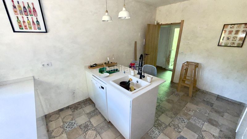 Foto ada55e26-5e18-4728-8c59-c77dd1bcbd5d. Casa amb calefacció a Vilamarín