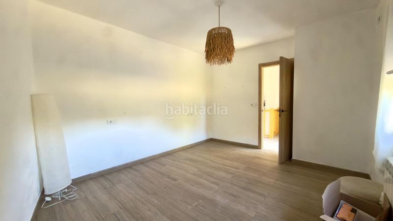 Foto f67ce1c8-6d18-4393-9a8c-4d26b1f2ed93. Casa amb calefacció a Vilamarín