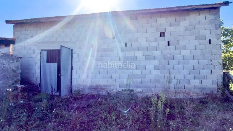 Foto 88739425-800f-4a88-a35a-6093f12eca6e. Casa  de piedra registrada para rehabilitación integral en a merca cerca de las piscinas municipales en Merca (A)