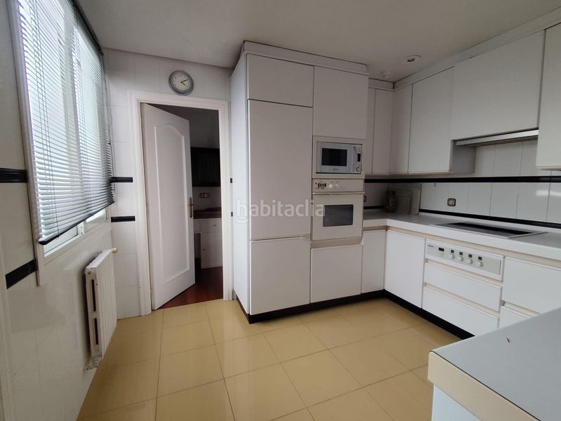 Foto 5fd79d78-be6a-4113-a390-6b53d8077df8. Piso espectacular piso de 200 m2 en perfecto estado en el corazón de la cuidad tu hogar ideal te espera! en Ourense