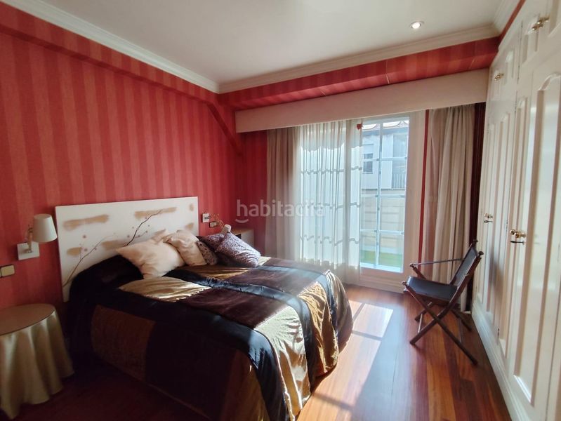 Foto dbf5778f-f18b-47b0-a7bb-ac9fc1a41d98. Piso espectacular piso de 200 m2 en perfecto estado en el corazón de la cuidad tu hogar ideal te espera! en Ourense