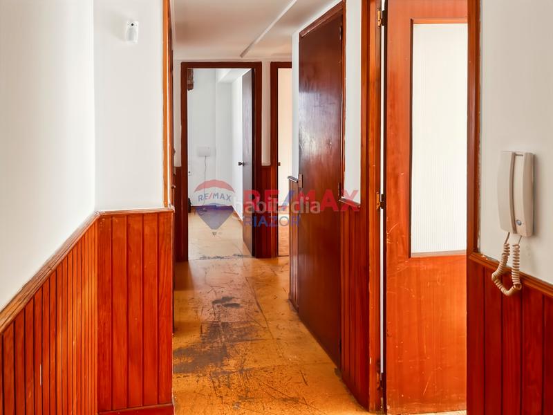 Foto 44be7904-2f16-45cb-804d-48598248c207. Piso en avenida arcadio pardiñas 136 ¡gran oportunidad para reformar a tu gusto! en Burela