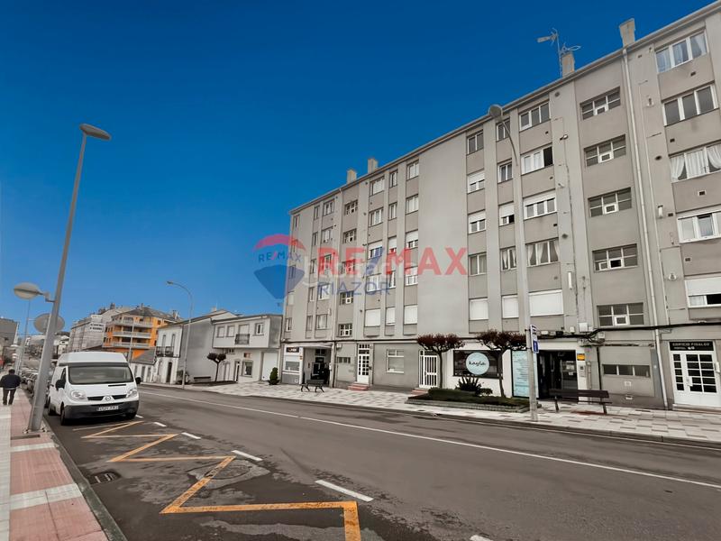 Foto 811b92e4-bd03-4717-bc21-4964c7b156d3. Piso en avenida arcadio pardiñas 136 ¡gran oportunidad para reformar a tu gusto! en Burela