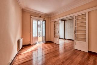 Etagenwohnung en Ra federico tapia 8. Piso en venta en el corazn de la corua