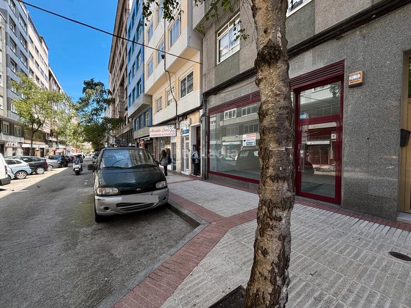Foto ded6a16f-7800-455f-9a2d-6b8ea757158e. Location local commercial dans rúa alcalde lens 21 dans Coruña (A)
