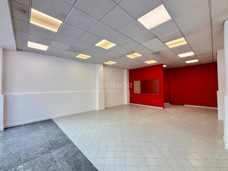 Foto 9c55645f-2679-458c-9bac-e1577f526080. Rent business premise in rúa alcalde lens 21 in Agra del Orzán - Ventorrillo Coruña (A)