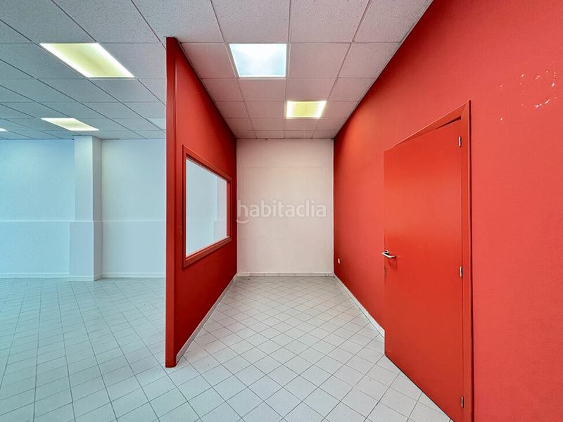 Foto a06f9056-e591-462d-87ca-3409d310b654. Rent business premise in rúa alcalde lens 21 in Agra del Orzán - Ventorrillo Coruña (A)