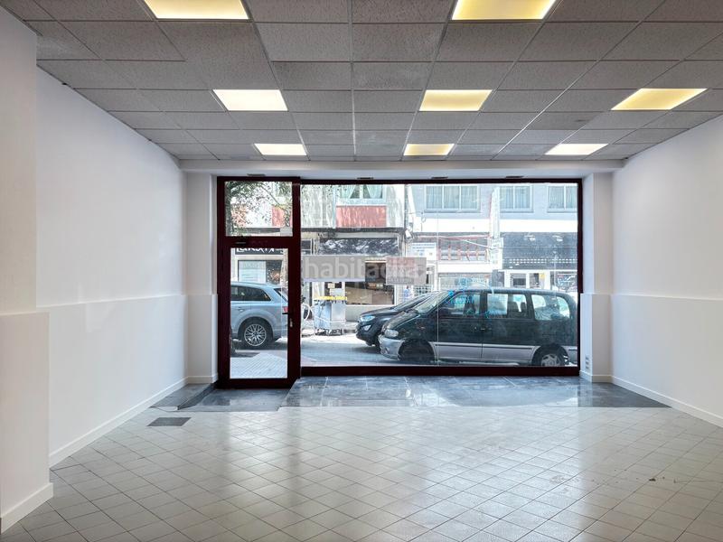 Foto c996ffb0-baab-4432-90bf-ecc253c2fb7c. Rent business premise in rúa alcalde lens 21 in Agra del Orzán - Ventorrillo Coruña (A)