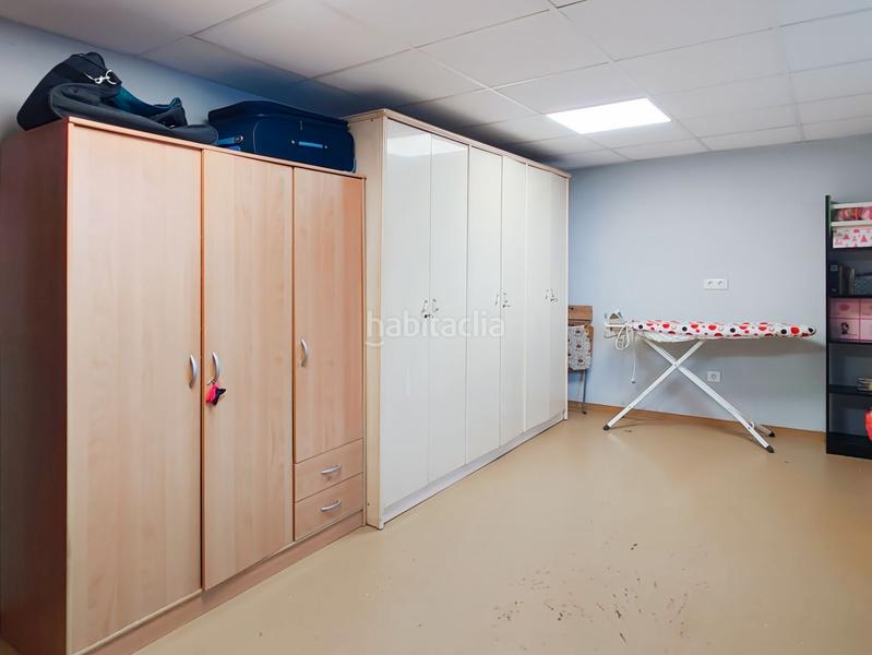 Foto 13638f56-d3a9-43f7-904d-447240b786a4. Maison avec chauffage parking dans Cambre