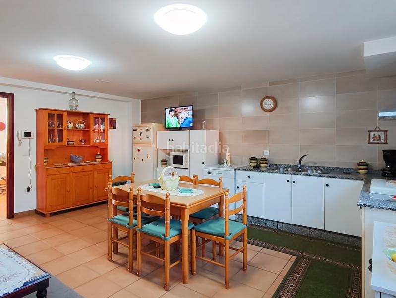 Foto 54c65f71-d73d-488b-8a3e-9f89ffa8f610. Maison avec chauffage parking dans Cambre