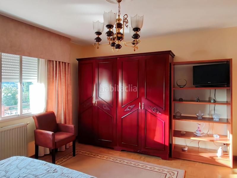 Foto 5ea27fde-f68e-4993-be59-c0352f8ea831. Maison avec chauffage parking dans Cambre