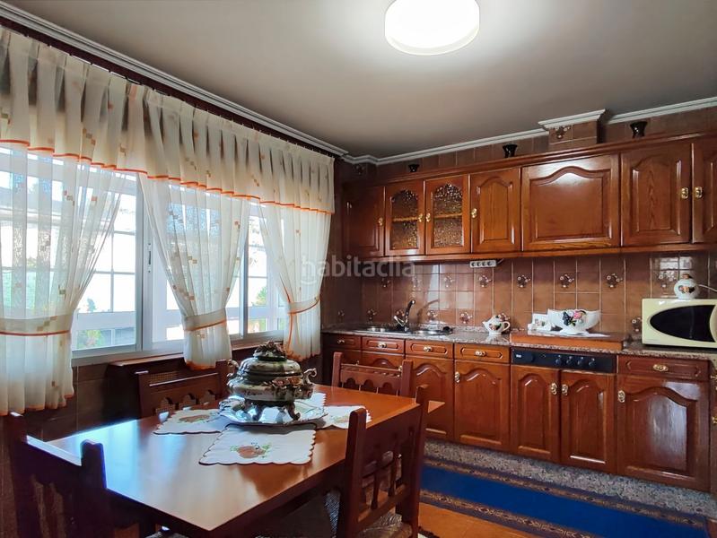 Foto 88107f70-8e6d-4b6e-b3c4-51d44517a5e1. Maison avec chauffage parking dans Cambre