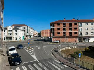 Zweistckige Wohnung en Avenida erbecedo 62. Dplex con terraza + bajo acondicionado como vivienda en el cent