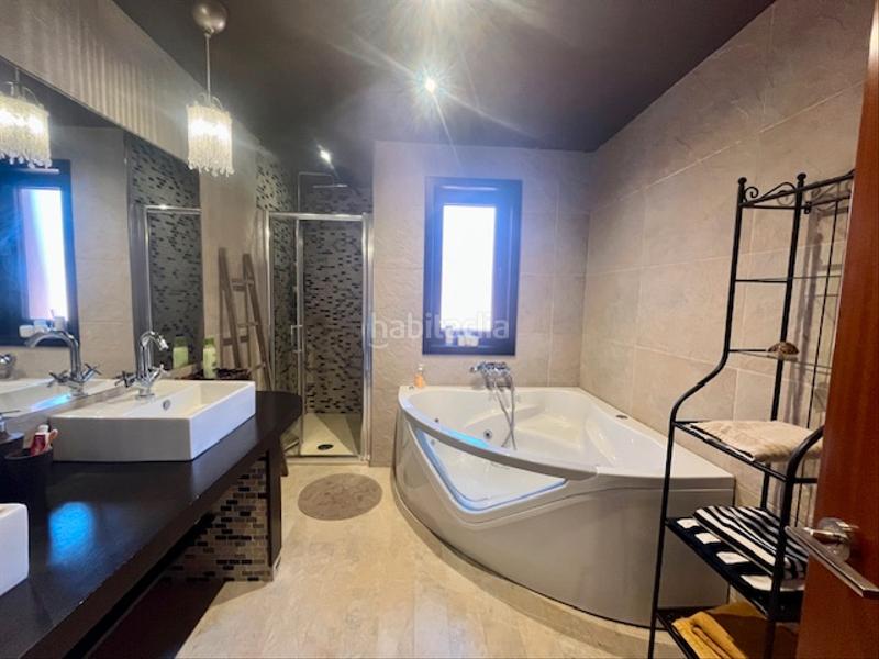 Foto 6426eb56-e8ff-4d15-afa7-df14df858fb7. Chalet en rúa cruz de arriba 12 en A Malata - Catabois - Ciudad Jardín Ferrol