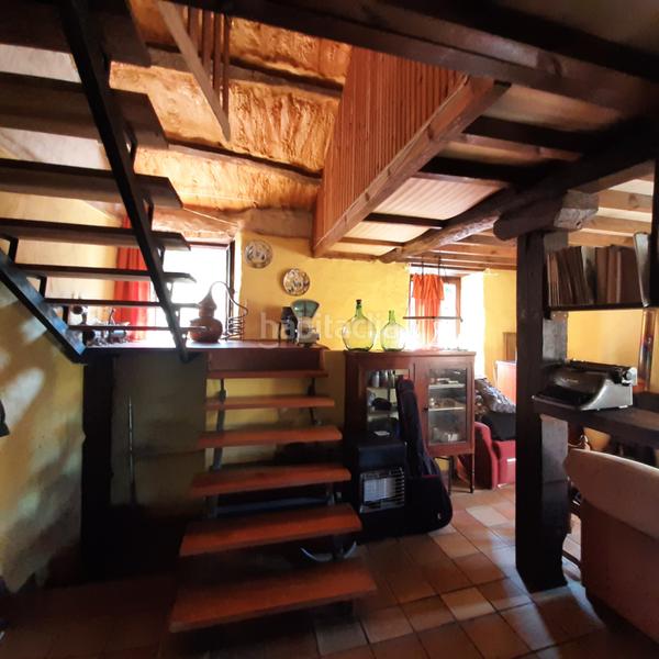 Foto 62e47f21-1b0f-470a-9ed3-064f2007a1ee. Chalet en estrada viveiro 1 vivienda unifamiliar con restaurante en o barqueiro en Mañón