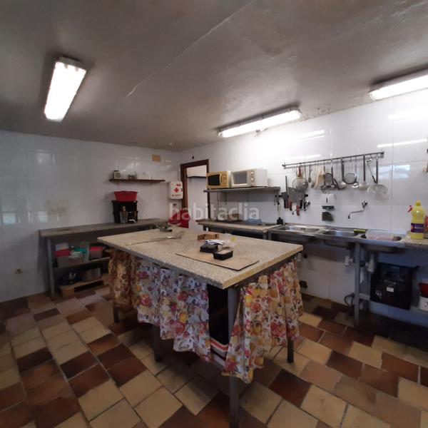 Foto d2296ee0-33fd-4b0c-802c-d8adfc35bf93. Chalet en estrada viveiro 1 vivienda unifamiliar con restaurante en o barqueiro en Mañón