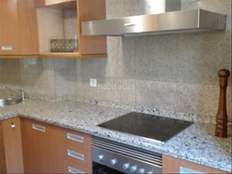 Foto 21dad1ed-e371-4c25-bea2-829ceb49a528. Alquiler apartamento en travesía montiño 8 apartamento con amplia terraza y trastero en Coruña (A)