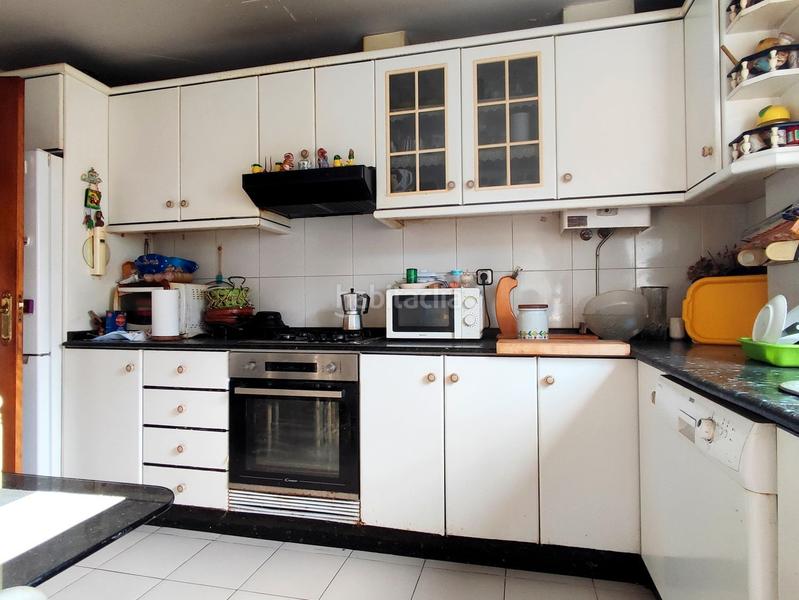 Foto 716942e3-4e26-4232-b1d7-e4b50454f969. Casa adosada en Vilaboa Sur Culleredo