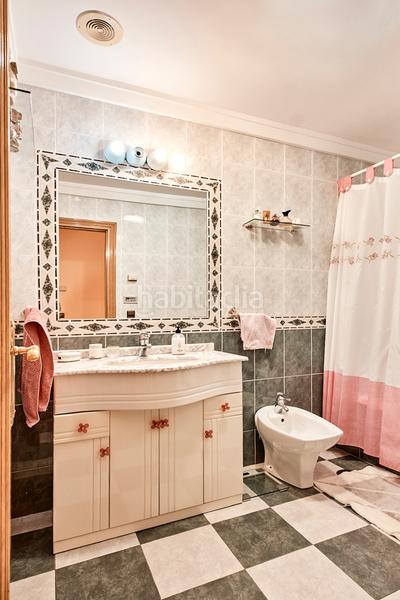 Foto 40f5cfb4-a100-4b5d-b488-8307e725e7db. Duplex in paseo ronda 30 in Riazor - Visma Coruña (A)