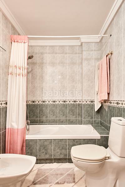 Foto 7c2b51d4-26cc-43dc-b8a4-19f97e178897. Duplex in paseo ronda 30 in Riazor - Visma Coruña (A)